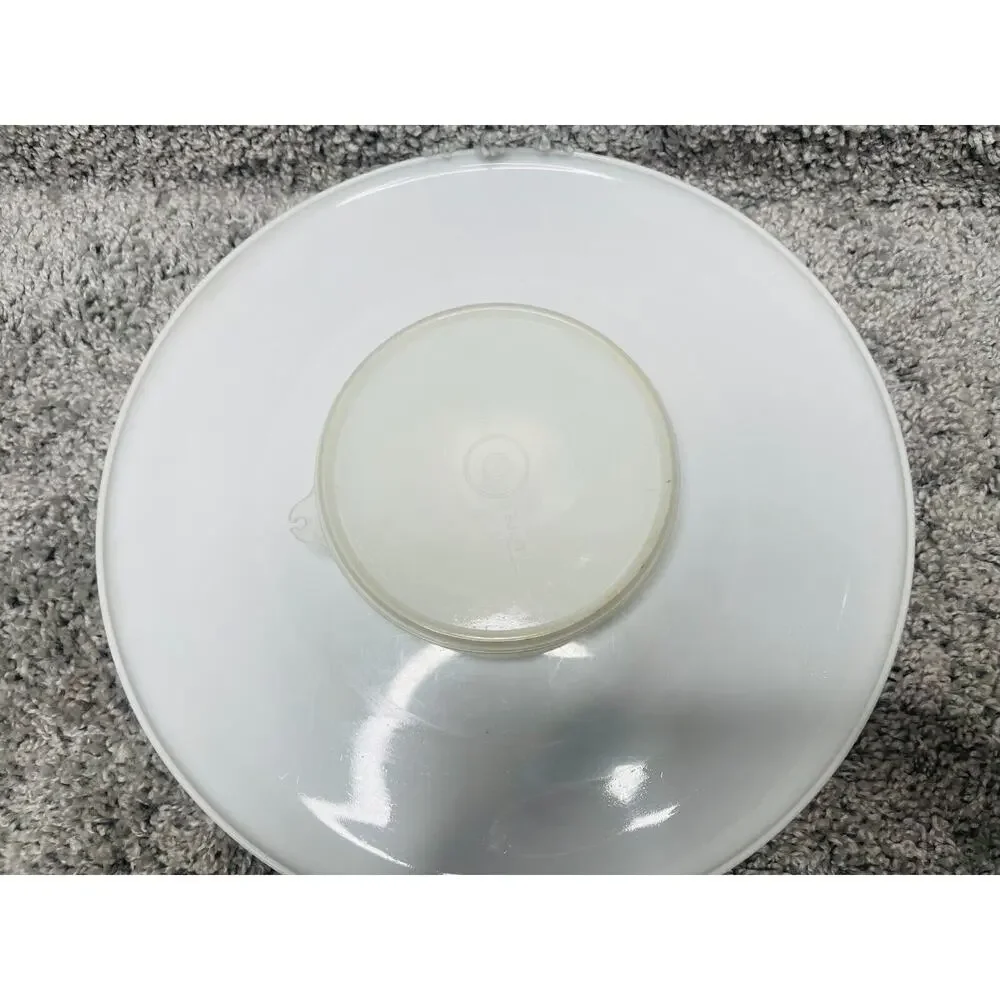 Tupperware vintage white